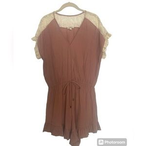 NWOT Umgee Rose & Ivory Lace Ruffle Cottagecore Summer Prairie Romper Size Large
